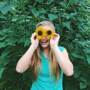 Meet your Posher, Kayla